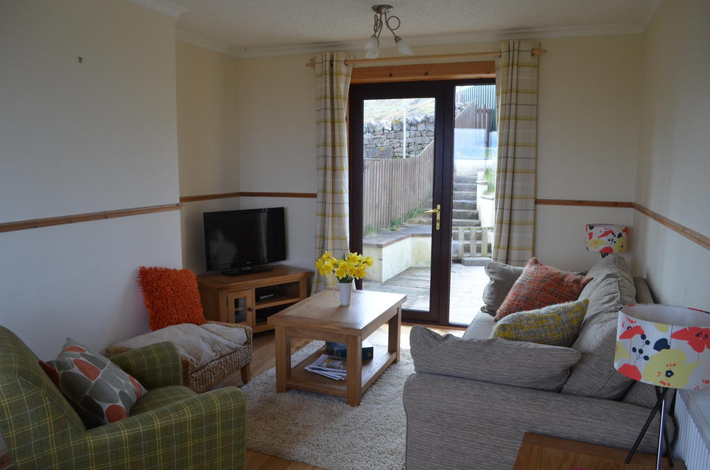 הוילה דירנס Highland Holiday House חדר תמונה